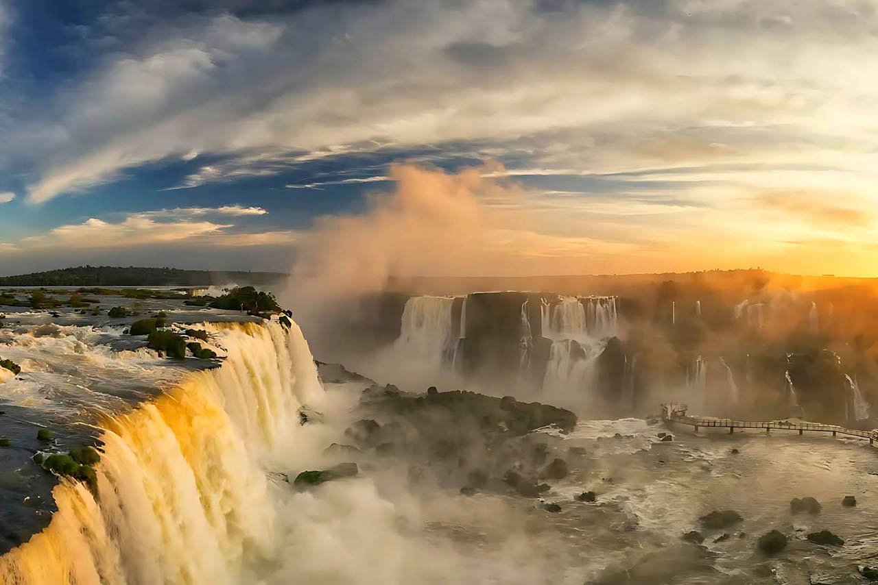 las-cataratas-del-Iguazub.jpg
